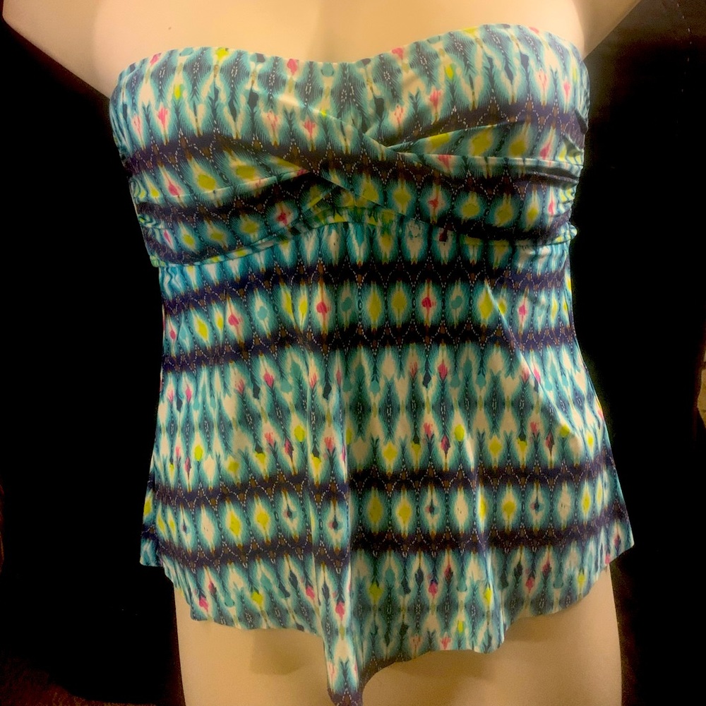 Size large bathing suit top